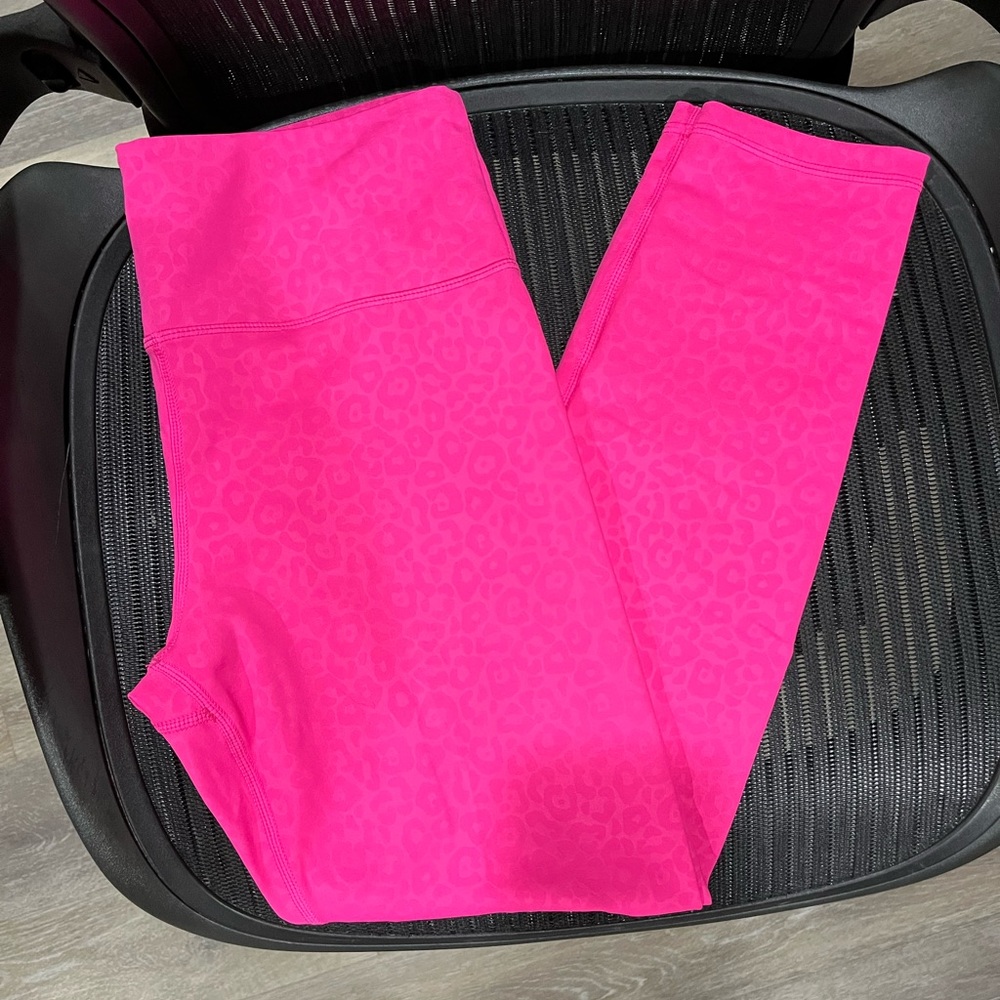 Zyia Pink Leopard Print Leggings